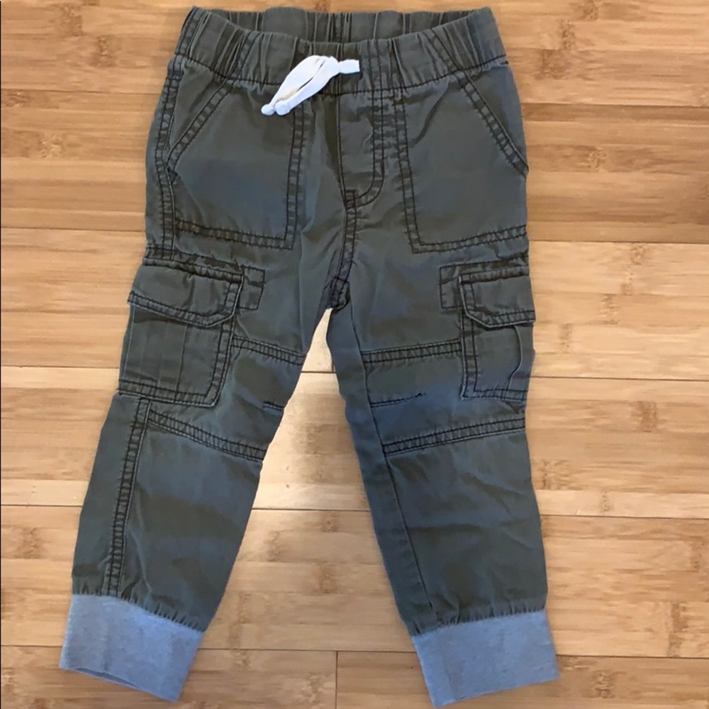 Cat & Jack 2T green pant